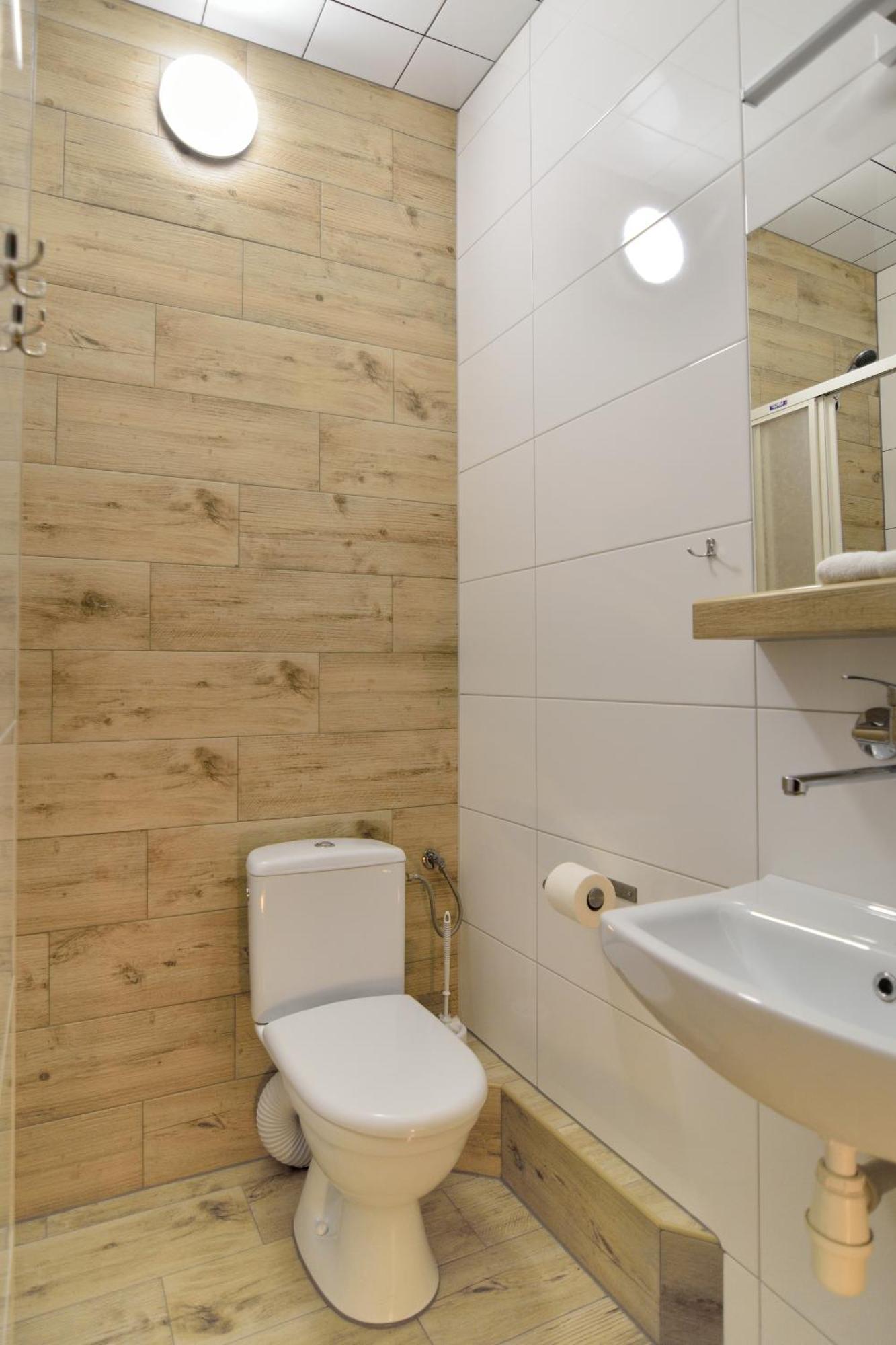 Hotel Gracja Kuznia Raciborska Buitenkant foto