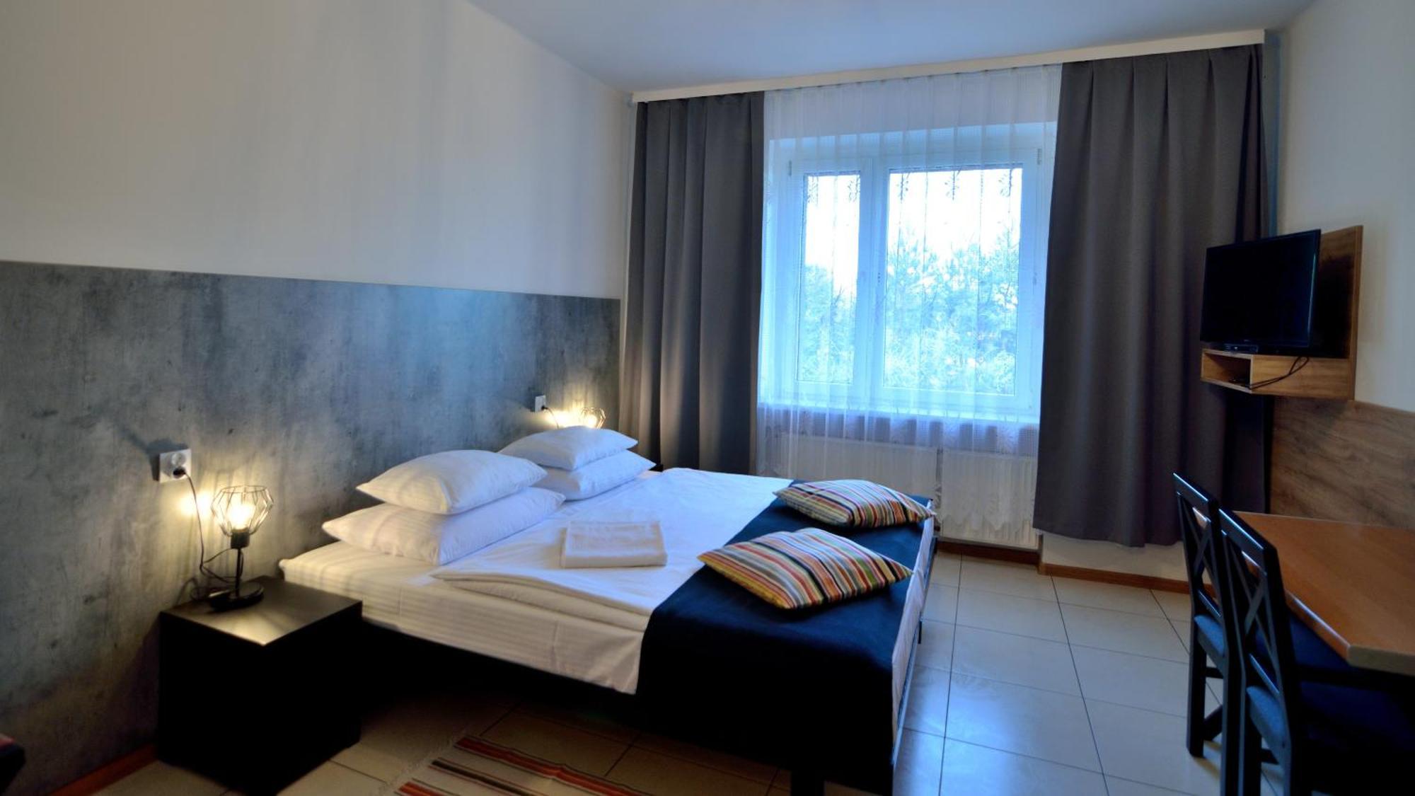 Hotel Gracja Kuznia Raciborska Buitenkant foto